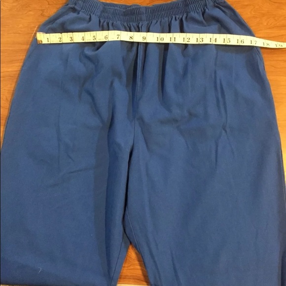 Cherokee med. lot of 2 scrub pants - Picture 6 of 7